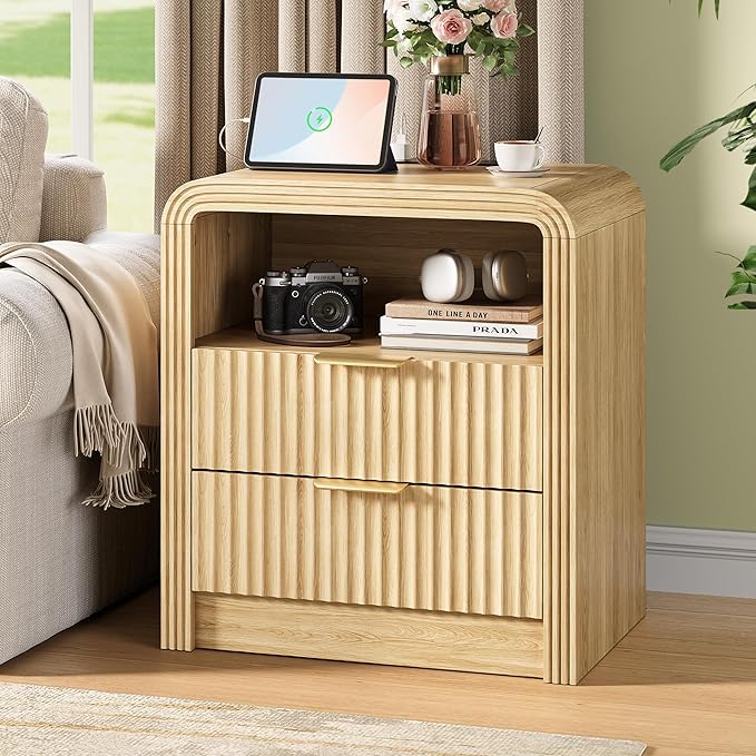 Fluted Nightstand with Charging Station, 19.7'' Wide Morden End Table with USB/Type-C Ports, 2 Drawers & Open Shelf, Curved Profile Design, Wood Bedside Table for Bedroom (Natural Oak)