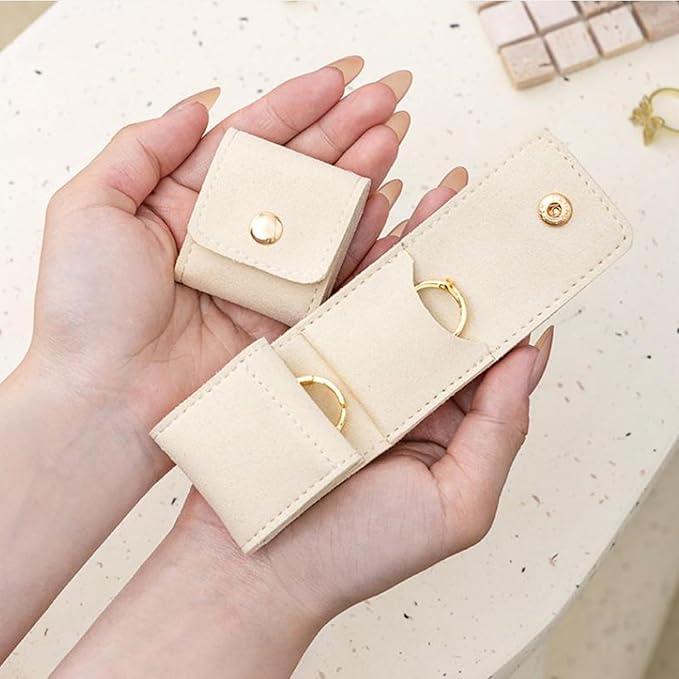 Mini Travel Jewelry Bag, 2025 New Travel Jewelry Case Organizer, Portable Foldable Compartment Auxiliary Mini Travel Jewelry Roll Bag With Buckle For Small Jewelry Earrings, Rings, Necklaces (C)