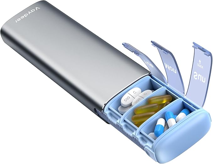 Vaydeer Metal Travel Pill Organizer, 7 Day Weekly Pill Box, Large Capacity Daily Cute Pill Case for Supplements, Pills, Vitamins and Medication (Small,Gunmetal)