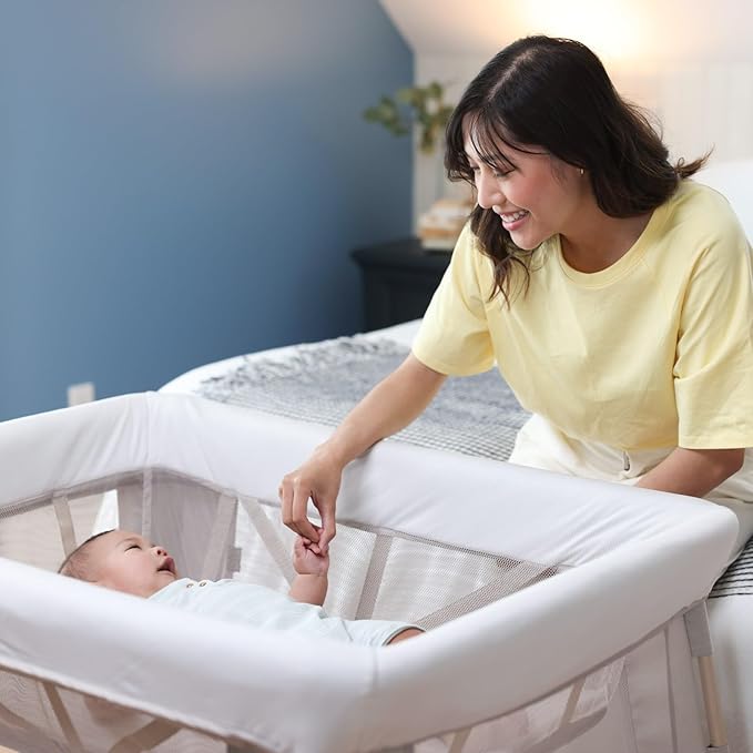 Maxi-Cosi Swift Baby Playard with Mat, Baby Playpen, Play Yard with Bassinet, Portable Playpen for Babies and Toddlers, Classic Graphite