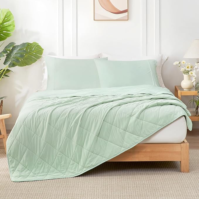 Cozy Bliss Cooling Blanket for Hot Sleepers, Q-Max 0.4 Cooling Comfort Queen Size, Cold Blankets for Night Sweats Sleeping, Ultra-Cool Lightweight Breathable Summer Blanket for Bed