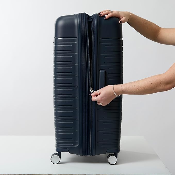 Samsonite Elevation Plus - Large Hardside Luggage - Scratch Resistant Polypropylene Shell, RightHeight™ Adjustable Handle, Integrated AirTag Holder, TSA Lock, WetPak™ Compartment - Midnight Blue