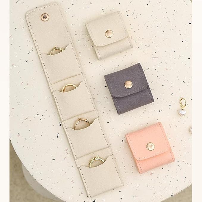 Mini Travel Jewelry Bag, 2025 New Travel Jewelry Case Organizer, Portable Foldable Compartment Auxiliary Mini Travel Jewelry Roll Bag With Buckle For Small Jewelry Earrings, Rings, Necklaces (B)