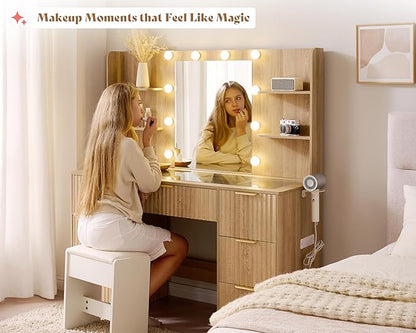 AMERLIFE 47.2" Fluted Vanity Desk with Mirror and Adjustable LED Lights, Large 7 Drawers Makeup Table with Glass Top and Charging Station for Women and Girls, Bedroom or Dorm, Natural Oak