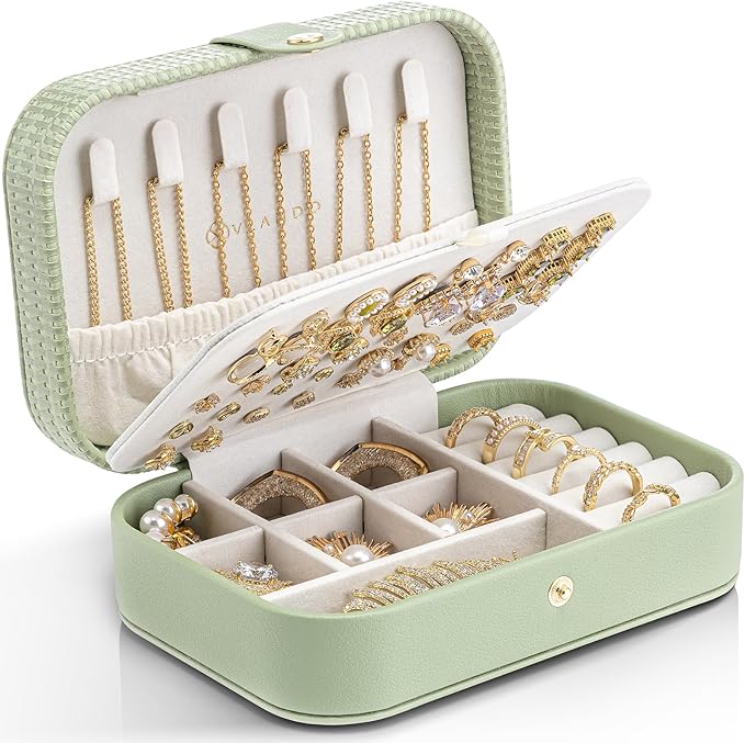 Vlando Travel Jewelry Case, PU Leather Travel Jewelry Box with Earring Holder, Portable Display Small Jewelry Box for Mothers Day Women Girls Gift - Green