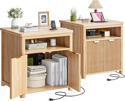 Fluted Nightstands Set of 2 with Charging Stations, 23.6" Wide Natural Oak Nightstand with Storage Drawers, Side Tables, Modern Farmhouse End Tables for Bedroom, Natural Oak